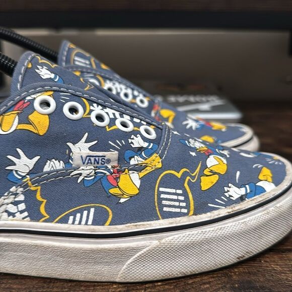 Vans X‎ Disney Donald Duck Sneakers size 11W/9.5 m - Picture 4 of 12